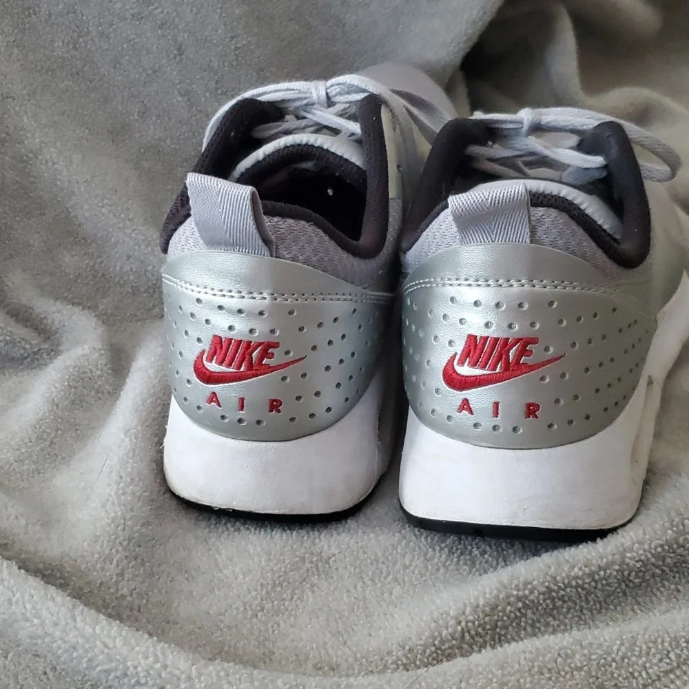 Nike Air Max Tavas Women's, 916791-003 - Picture 3 of 8